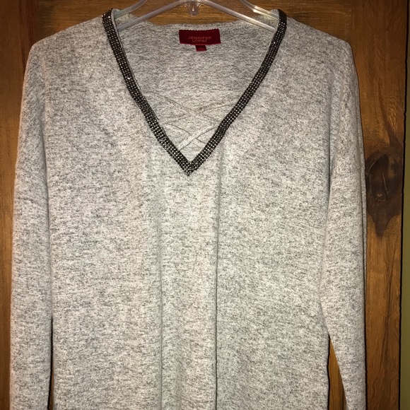 Jennifer Lopez Tops - Jennifer Lopez V neck knit top Sz. S NWOT